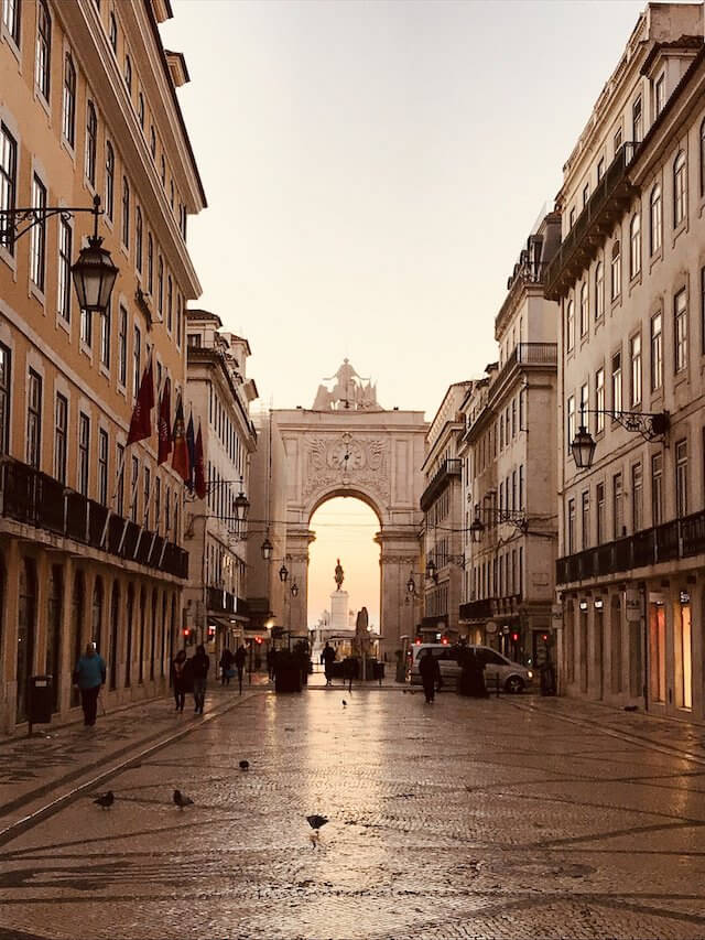 Vilamoura day trip to Lisbon