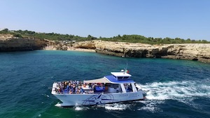 vilamoura caves boat trips